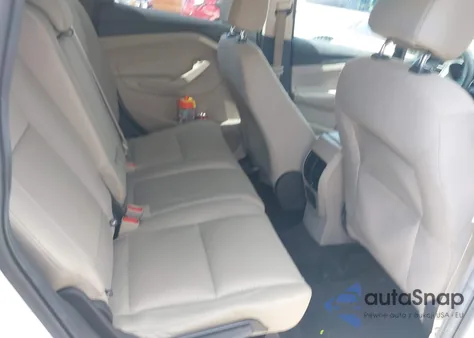 2017 Ford Escape Se from USA, damaged, VIN 1FMCU9GD5HUE61953